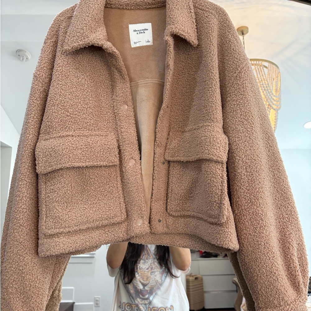 Abercrombie & Fitch Women's Teddy Jacket in Camel Brown